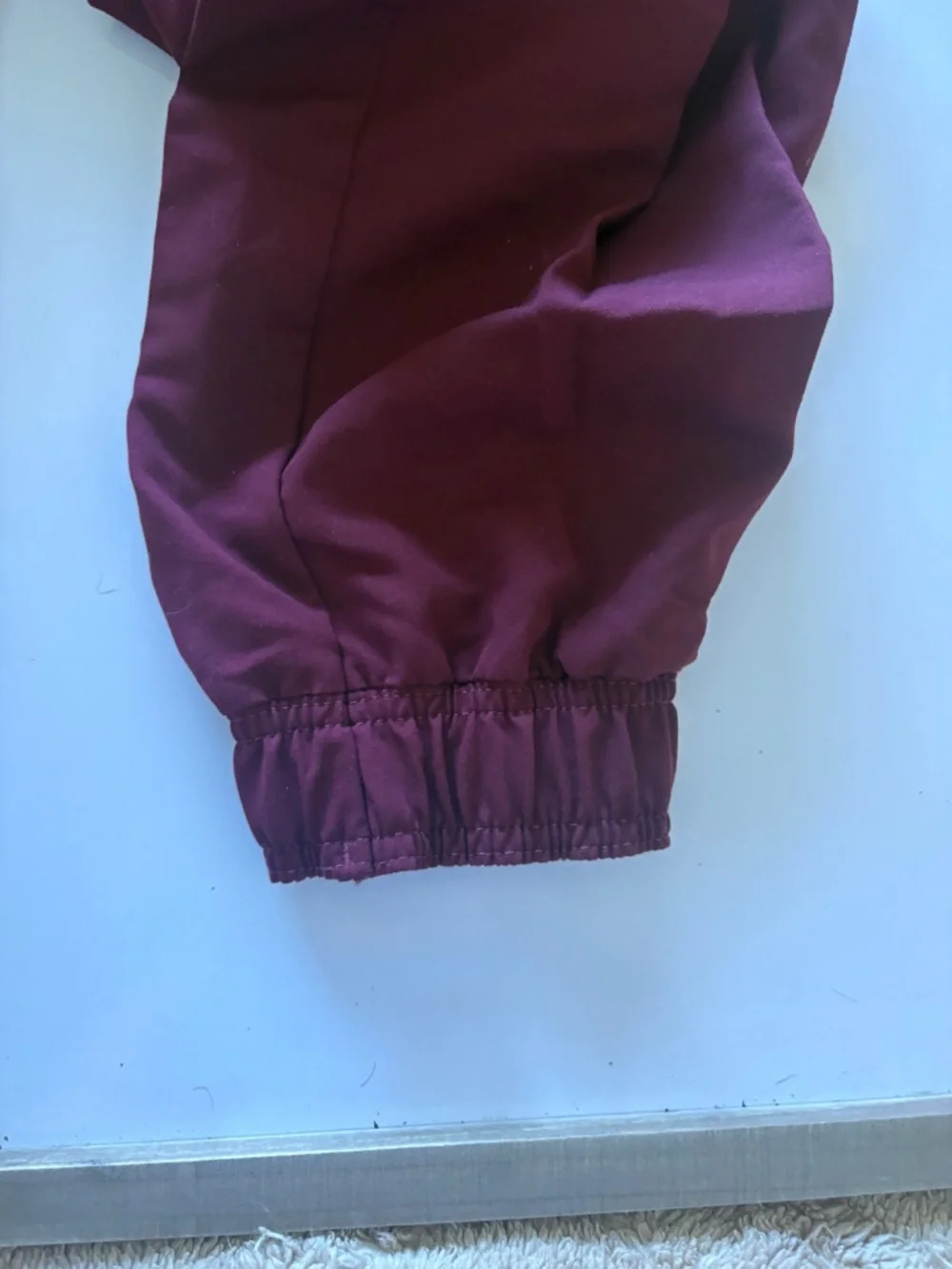 JAANUU Burgundy Scrub Set V-Neck Top Jogger Pants XL Petite